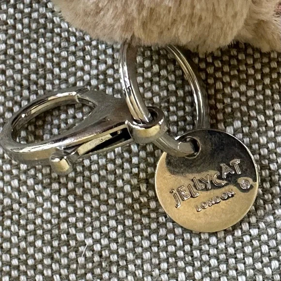 Jellycat Blossom Beige Bunny 'Petal'
Bag Charm Excellent Condition! - Picture 6 of 9